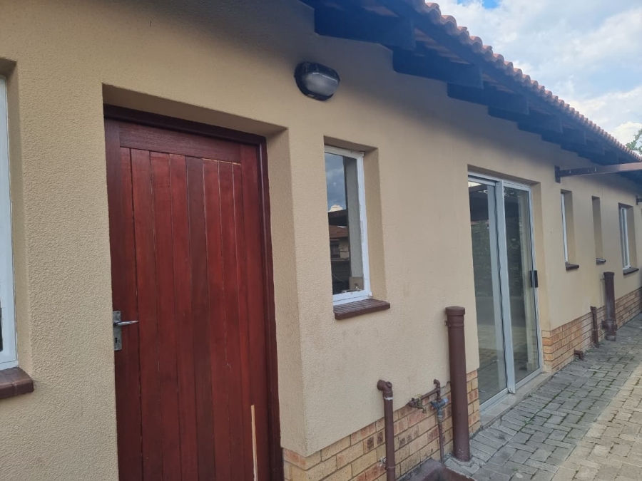 3 Bedroom Property for Sale in Waterkloof Hill Estate North West